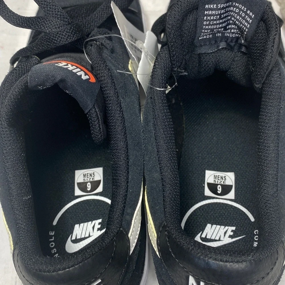 Nike Men's Court Legacy Suede Black and White Sneakers Sz 9